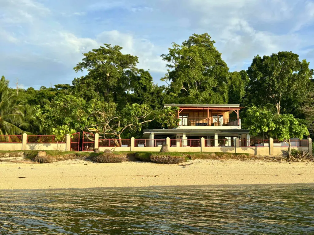 76592f9987875e032745e1add970514be4ef958717dd27a013512335bcca000b